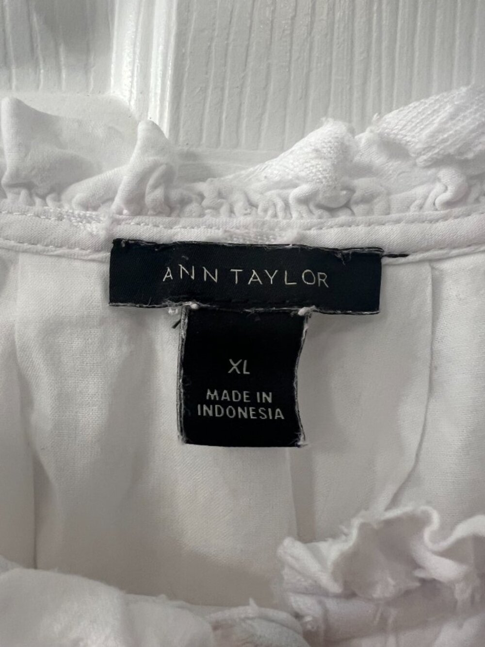 Ann Taylor Floral Halter/Swing Blouse - Picture 3 of 4